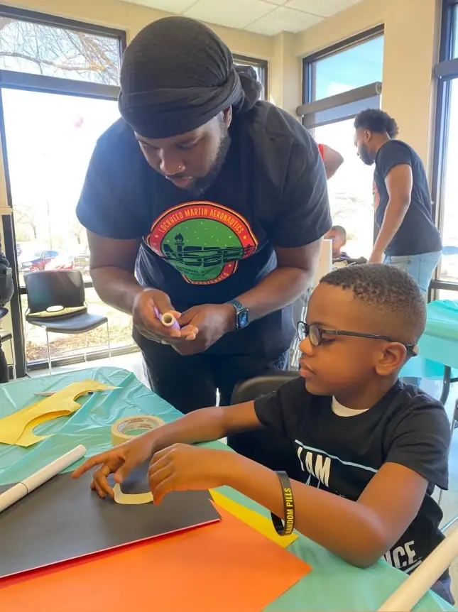 Hands-on STEM activity with students building and testing projects during a Struxure Dynamics session.